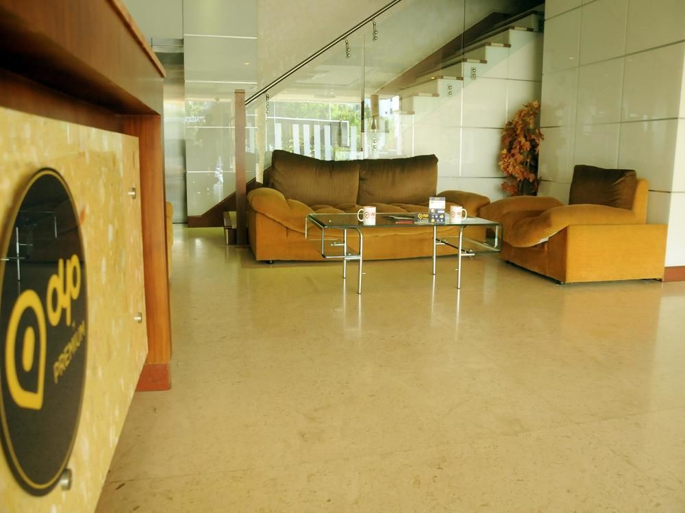 The Castello Residency Hotel Coimbatore Buitenkant foto