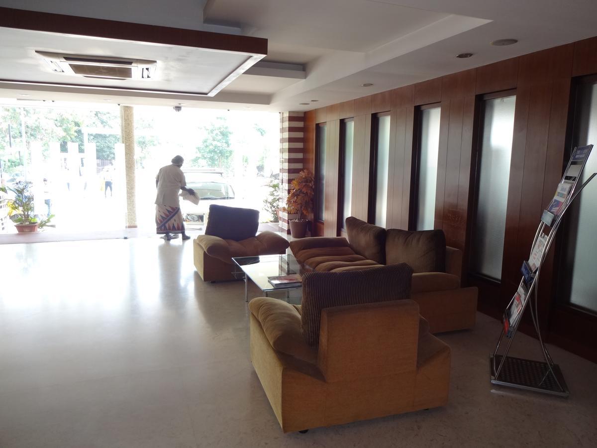 The Castello Residency Hotel Coimbatore Buitenkant foto