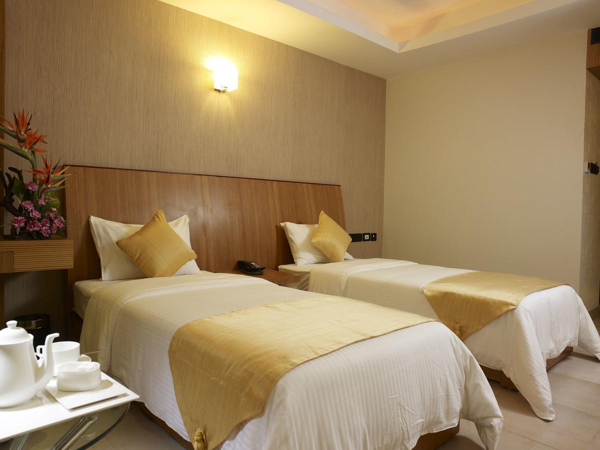 The Castello Residency Hotel Coimbatore Buitenkant foto